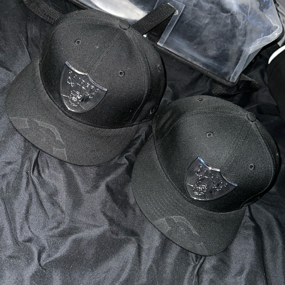 Oakland Raiders Heavy Metal plates before Las Vegas Move New Era 7 1/4 fitted